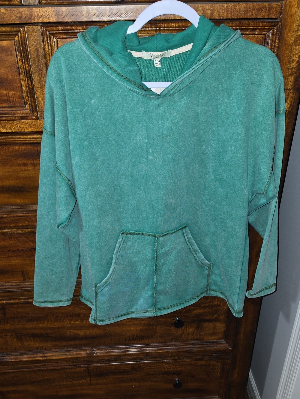 Yak & Yeti Womens Hoodie Sz S/M! Green And Has Front Pocket, Nwts